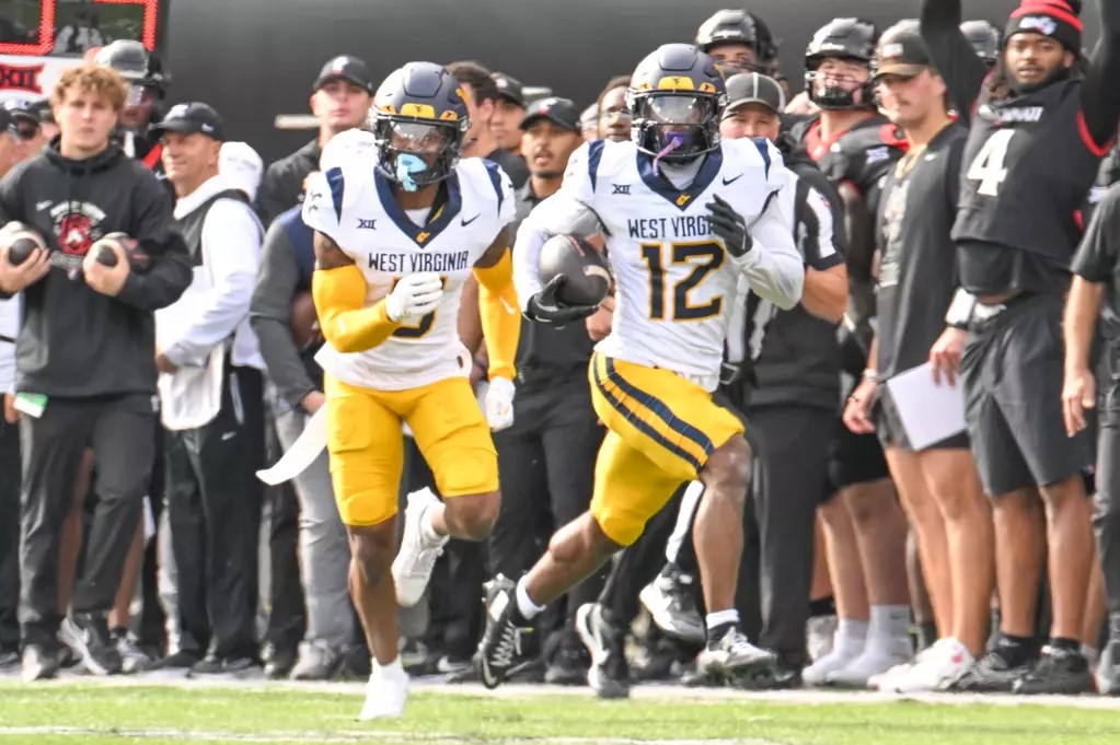 COLUMN: Defense keys crucial WVU win